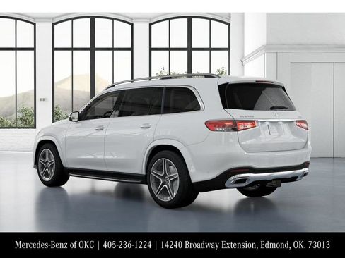 Used 2026 Mercedes-Benz GLS 450 GLS 450 image 29