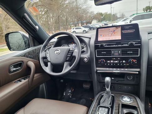 Used 2022 Nissan Armada Platinum w/ Captain's Chairs Package image 19