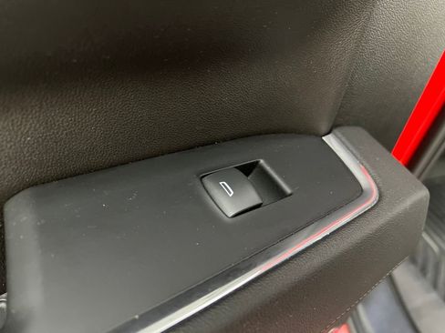 Used 2023 Chevrolet Silverado 1500 LT image 16