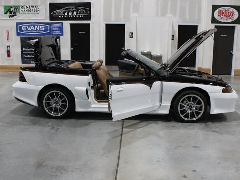 Used 1995 Ford Mustang GT RWD image 33