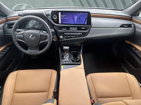 Certified 2025 Lexus ES 300h w/ Premium Package FWD image 13