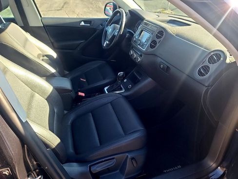Used 2014 Volkswagen Tiguan SEL image 14