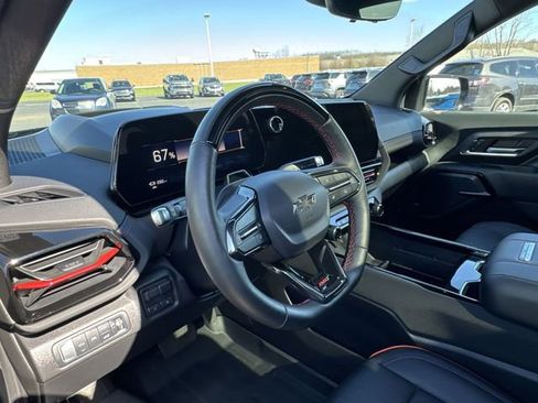 Certified 2024 Chevrolet Silverado EV RST image 11