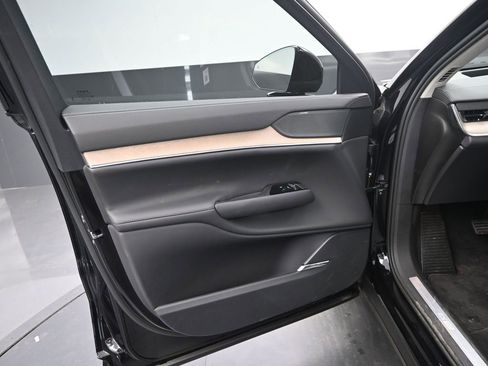 New 2025 Volvo EX90 Plus image 11