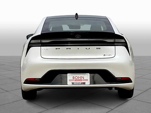 New 2026 Toyota Prius Plug-In Hybrid FWD image 5