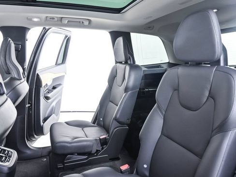 Certified 2023 Volvo XC90 B6 Plus w/ Protection Package Premier AWD/4WD image 22