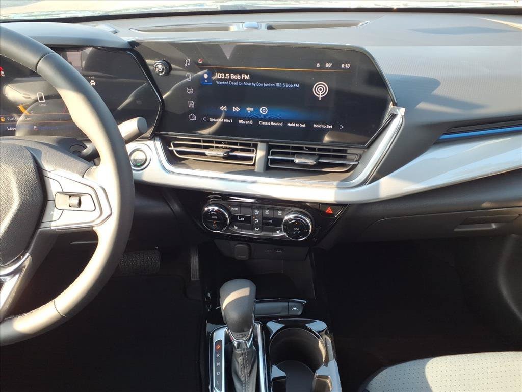 New 2026 Chevrolet Trax LT w/ Driver Confidence Package FWD image 22