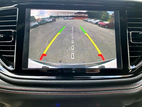 Used 2023 Dodge Durango GT image 28