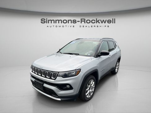 Used 2025 Jeep Compass Limited AWD/4WD image 1