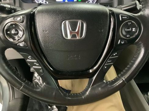 Used 2018 Honda Ridgeline RTL-E image 23