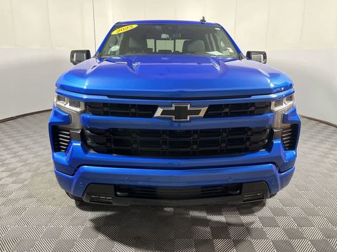 Used 2025 Chevrolet Silverado 1500 RST w/ Convenience Package II AWD/4WD image 3