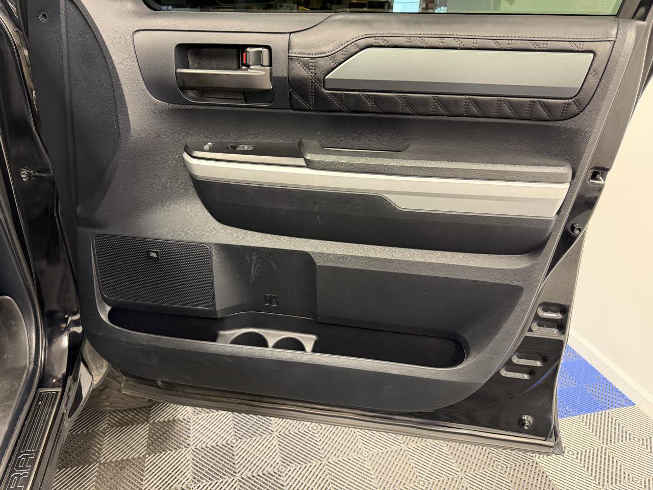 Used 2015 Toyota Tundra Platinum AWD/4WD image 15