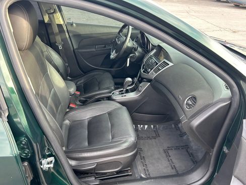 Used 2015 Chevrolet Cruze LT image 12