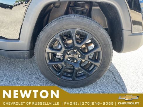 Used 2022 Jeep Compass Latitude AWD/4WD image 44