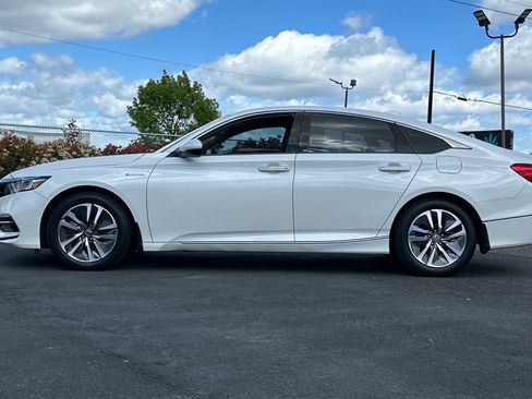 Used 2019 Honda Accord Touring image 7