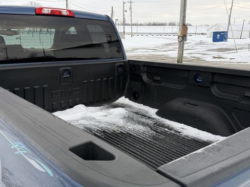 Used 2015 GMC Sierra 1500 SLE w/ SLE Value Package image 7