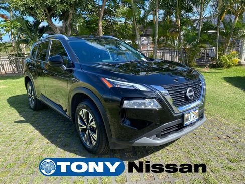 Used 2023 Nissan Rogue SV w/ SV Premium B Package FWD image 1