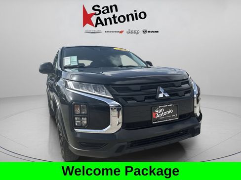 Used 2023 Mitsubishi Outlander Sport LE AWD/4WD image 3