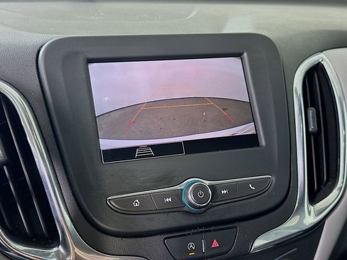 Used 2023 Chevrolet Equinox LS w/ Driver Confidence II Package FWD image 27