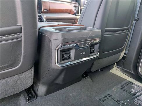 Used 2023 GMC Sierra 1500 Denali Ultimate AWD/4WD image 26