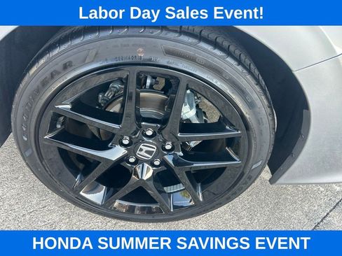 Used 2024 Honda Civic Sport image 5