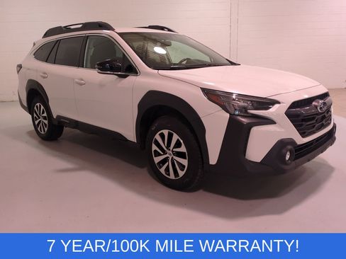Used 2023 Subaru Outback Premium AWD/4WD image 1