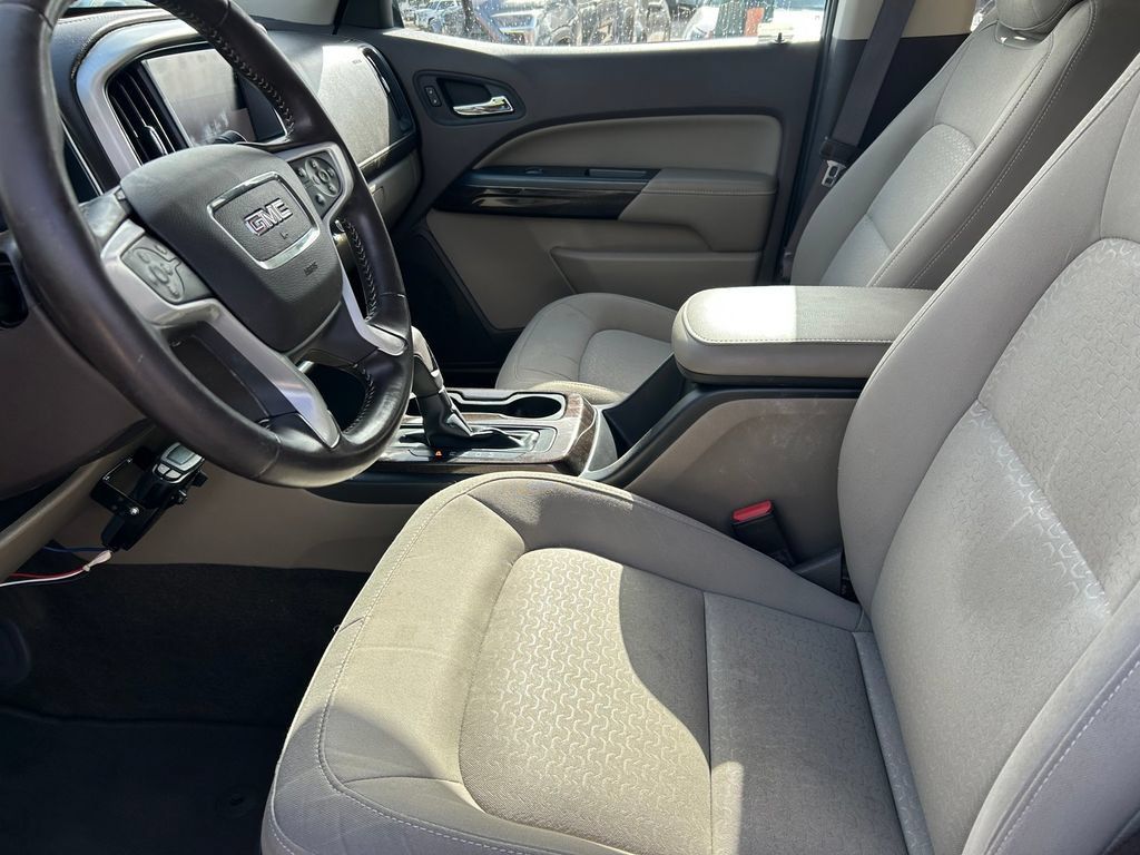 Used 2015 GMC Canyon SLE w/ SLE Convenience Package RWD image 11