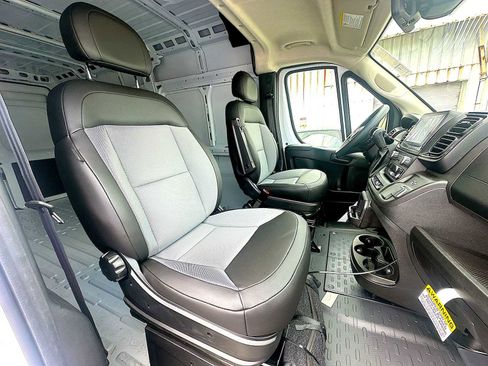 New 2026 RAM ProMaster 2500 image 15