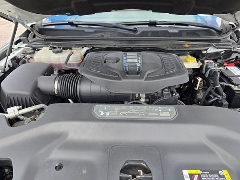 Used 2023 Jeep Wagoneer Series II AWD/4WD image 13
