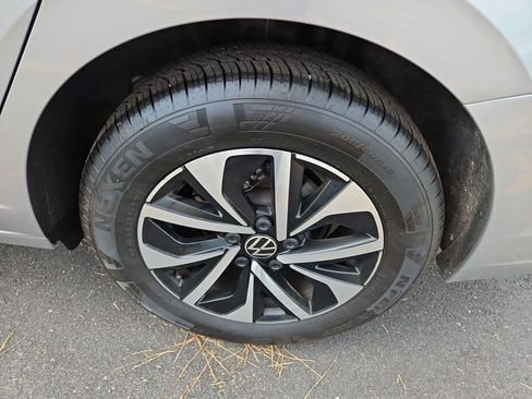 Used 2024 Volkswagen Jetta S image 28