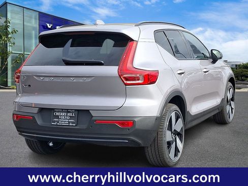 New 2026 Volvo EX40 Plus w/ Climate Package image 5