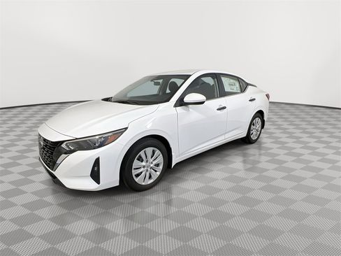 New 2025 Nissan Sentra S image 4