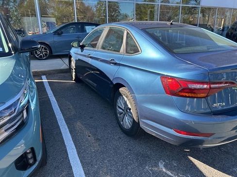 Used 2019 Volkswagen Jetta S image 7