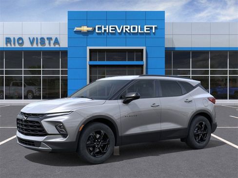 New 2026 Chevrolet Blazer LT image 6