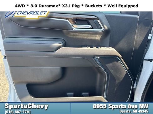 Used 2023 GMC Sierra 1500 Elevation image 9