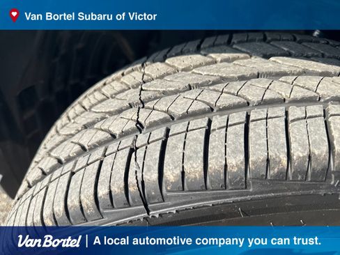 Certified 2023 Subaru Forester Touring AWD/4WD image 10