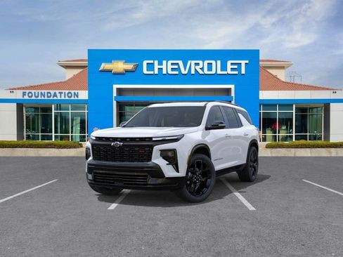 New 2026 Chevrolet Traverse RS w/ LPO, Floor Liner Package image 8