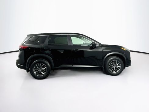 Used 2025 Nissan Rogue S FWD image 10