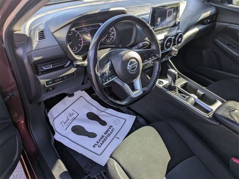 Used 2021 Nissan Sentra SV image 11
