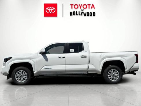 New 2026 Toyota Tacoma SR5 AWD/4WD image 9