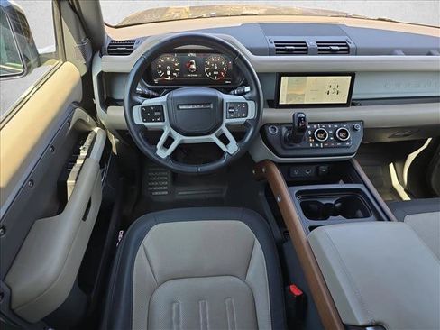 Used 2021 Land Rover Defender 110 X-Dynamic HSE AWD/4WD image 15