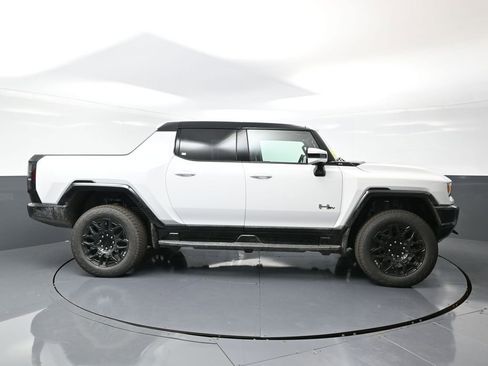 New 2025 GMC Hummer EV 2X image 2