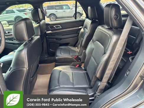 Used 2016 Ford Explorer Limited w/ Equipment Group 301A AWD/4WD image 11