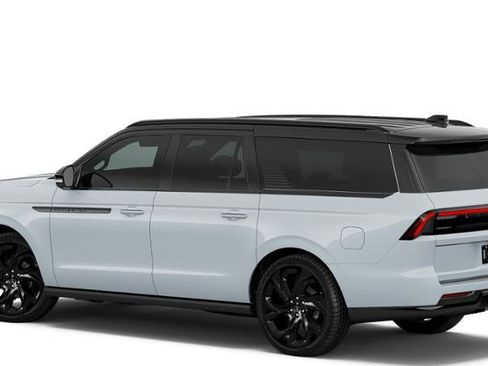 New 2026 Lincoln Navigator L Black Label AWD/4WD image 2