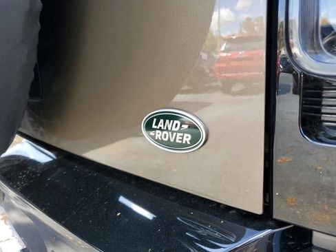 Used 2023 Land Rover Defender 110 X image 6
