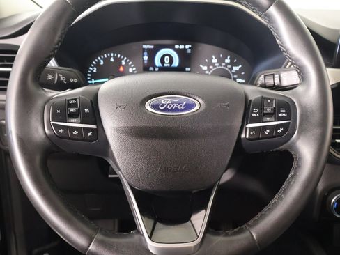 Used 2022 Ford Escape SE w/ Convenience Package FWD image 3