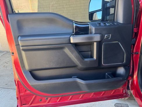 Used 2020 Ford F250 Platinum image 32