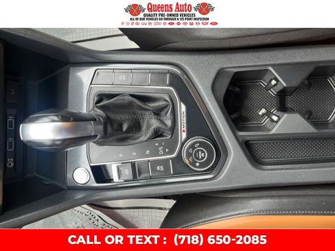 Used 2018 Volkswagen Tiguan SE image 15