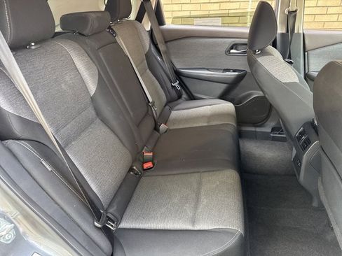 Used 2023 Nissan Rogue SV image 25