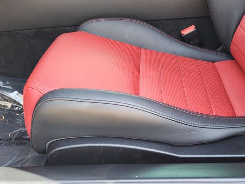 Used 2020 Jaguar F-TYPE R AWD/4WD image 27